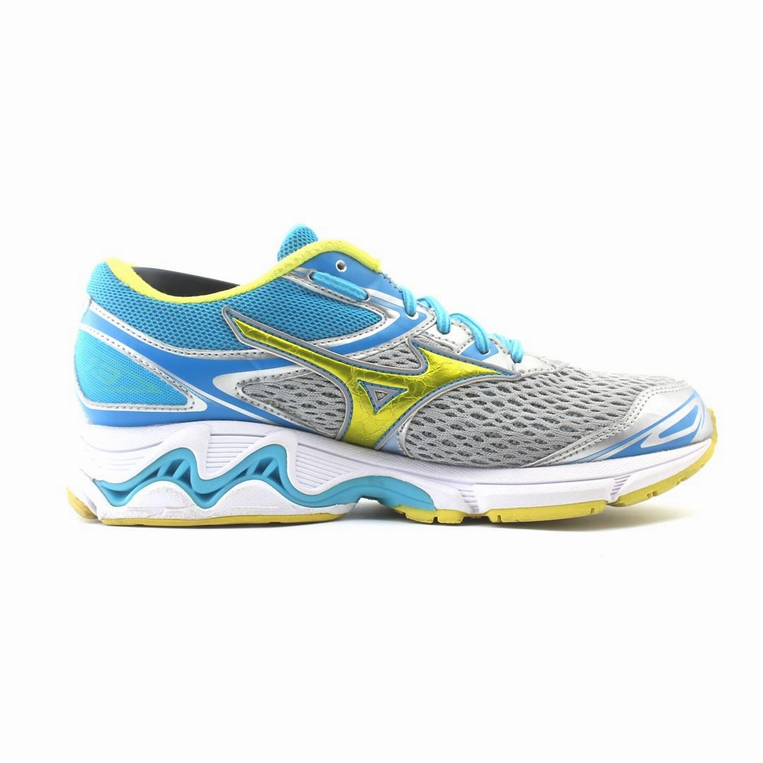 MIZUNO WAVE INSPIRE 13 Mizuno sport shoe styles