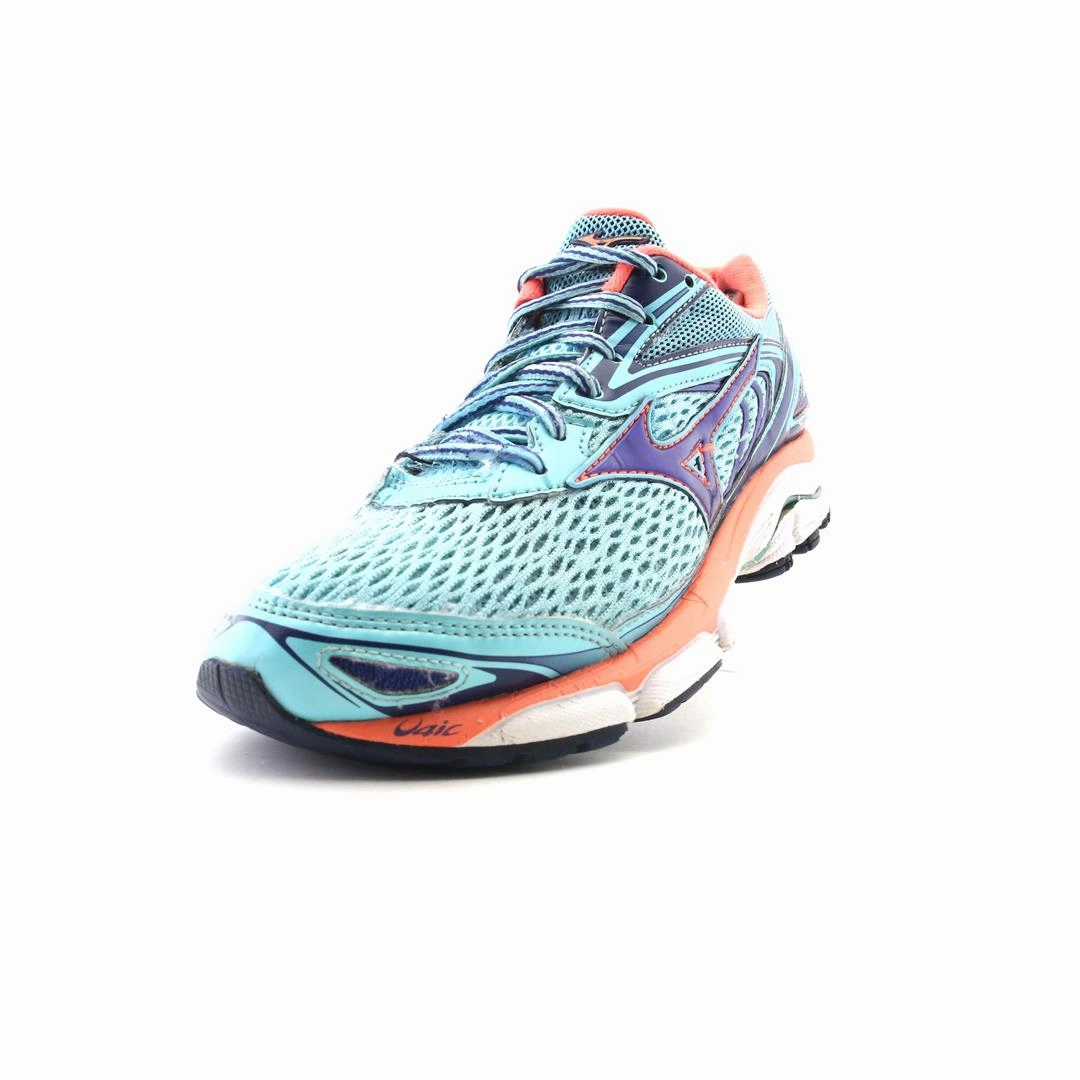 MIZUNO WAVE INSPIRE 13 Mizuno sport shoe styles