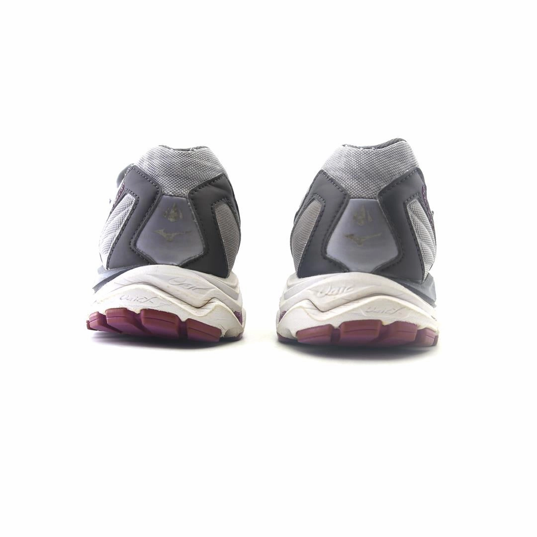 MIZUNO WAVE INSPIRE 14 Mizuno sport shoe styles