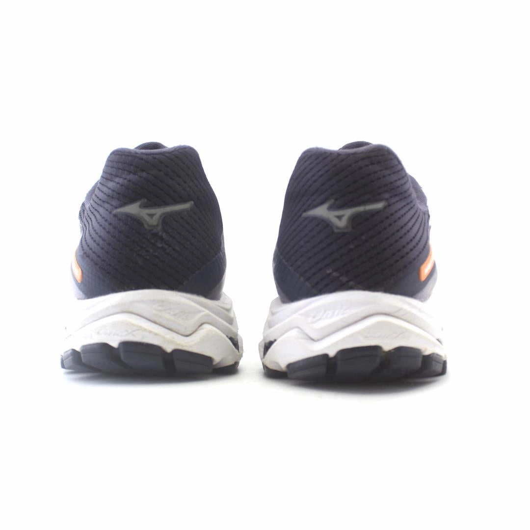 MIZUNO WAVE INSPIRE 15 Mizuno sport shoe styles