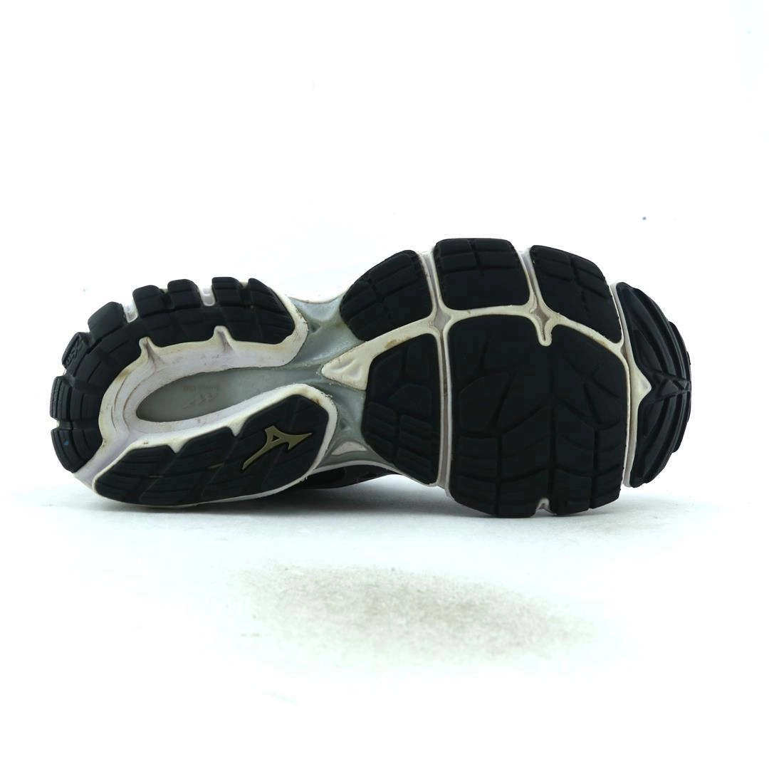 MIZUNO WAVE INSPIRE 15 Mizuno sport shoe styles