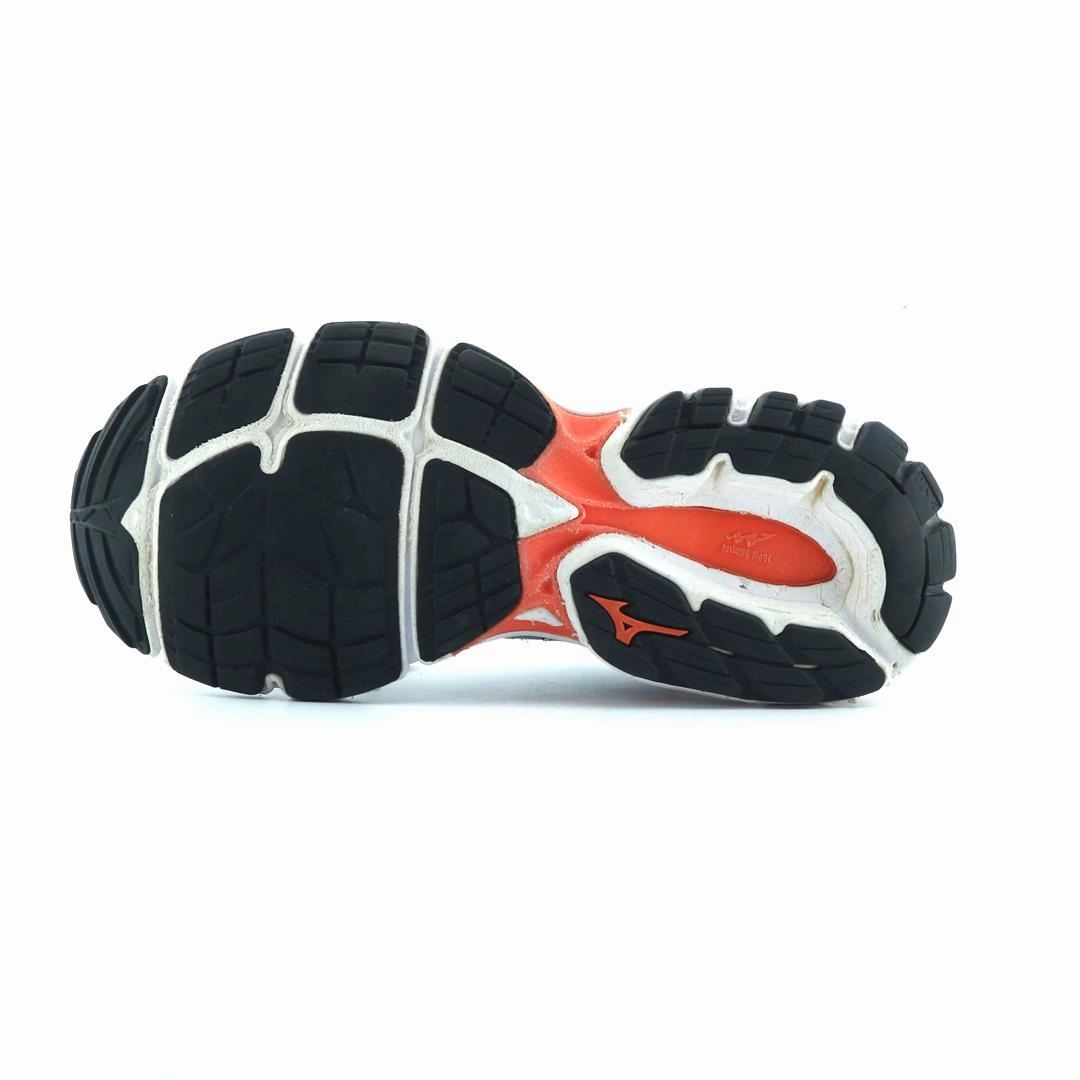 MIZUNO WAVE INSPIRE 15 Mizuno sport shoe styles