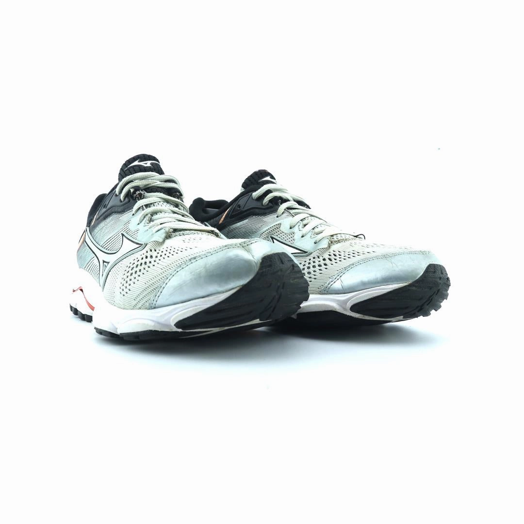 MIZUNO WAVE INSPIRE 15 Mizuno sport shoe styles
