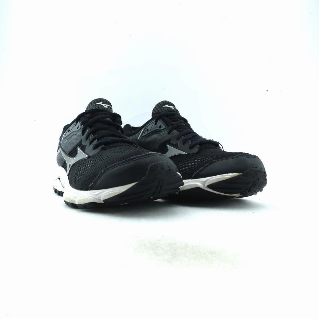 MIZUNO WAVE INSPIRE 15 Mizuno sport shoe styles