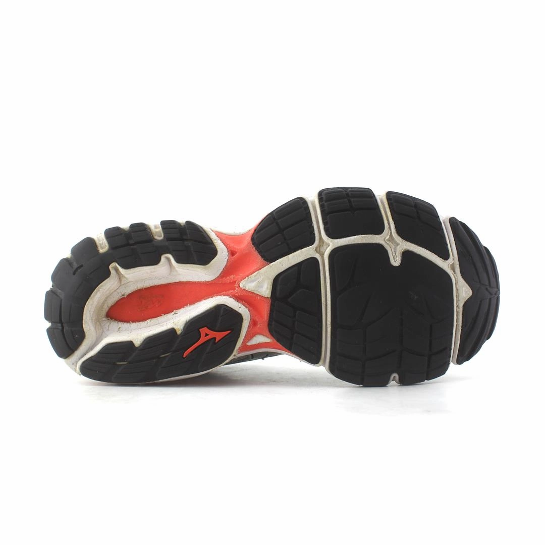MIZUNO WAVE INSPIRE 15 Mizuno sport shoe styles