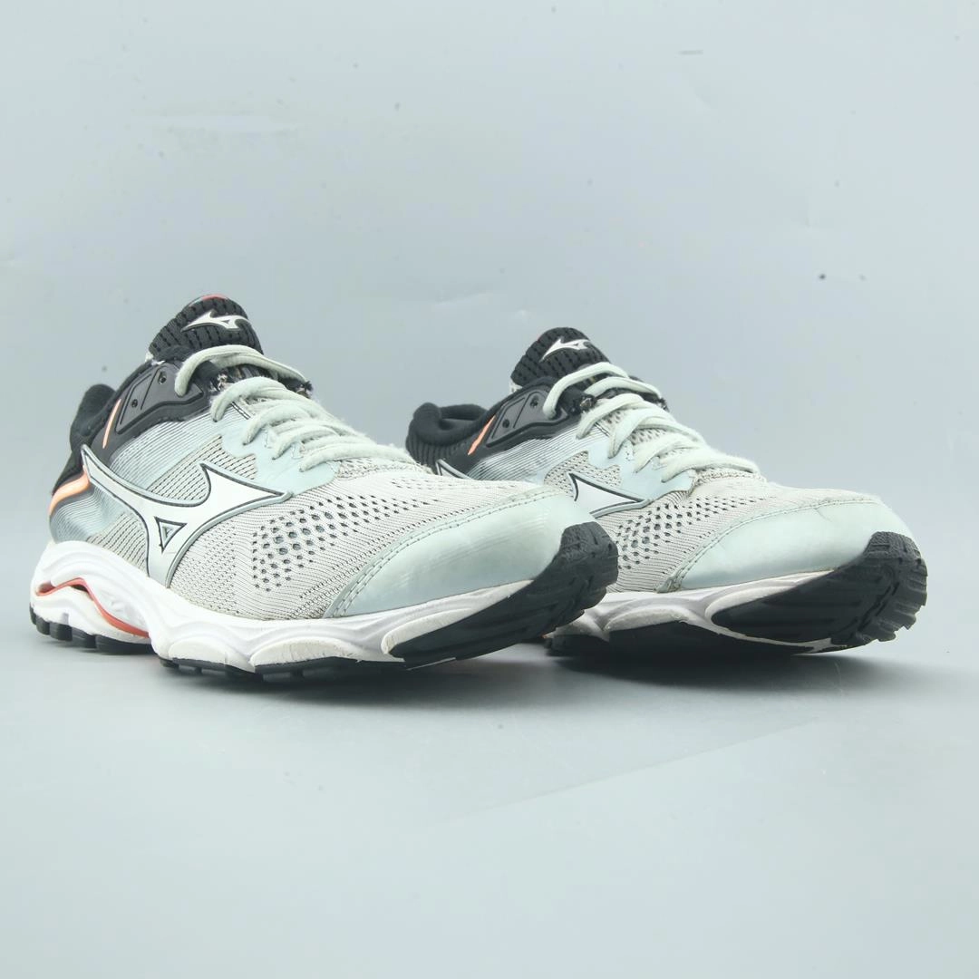 MIZUNO WAVE INSPIRE 15 Mizuno sport shoe styles