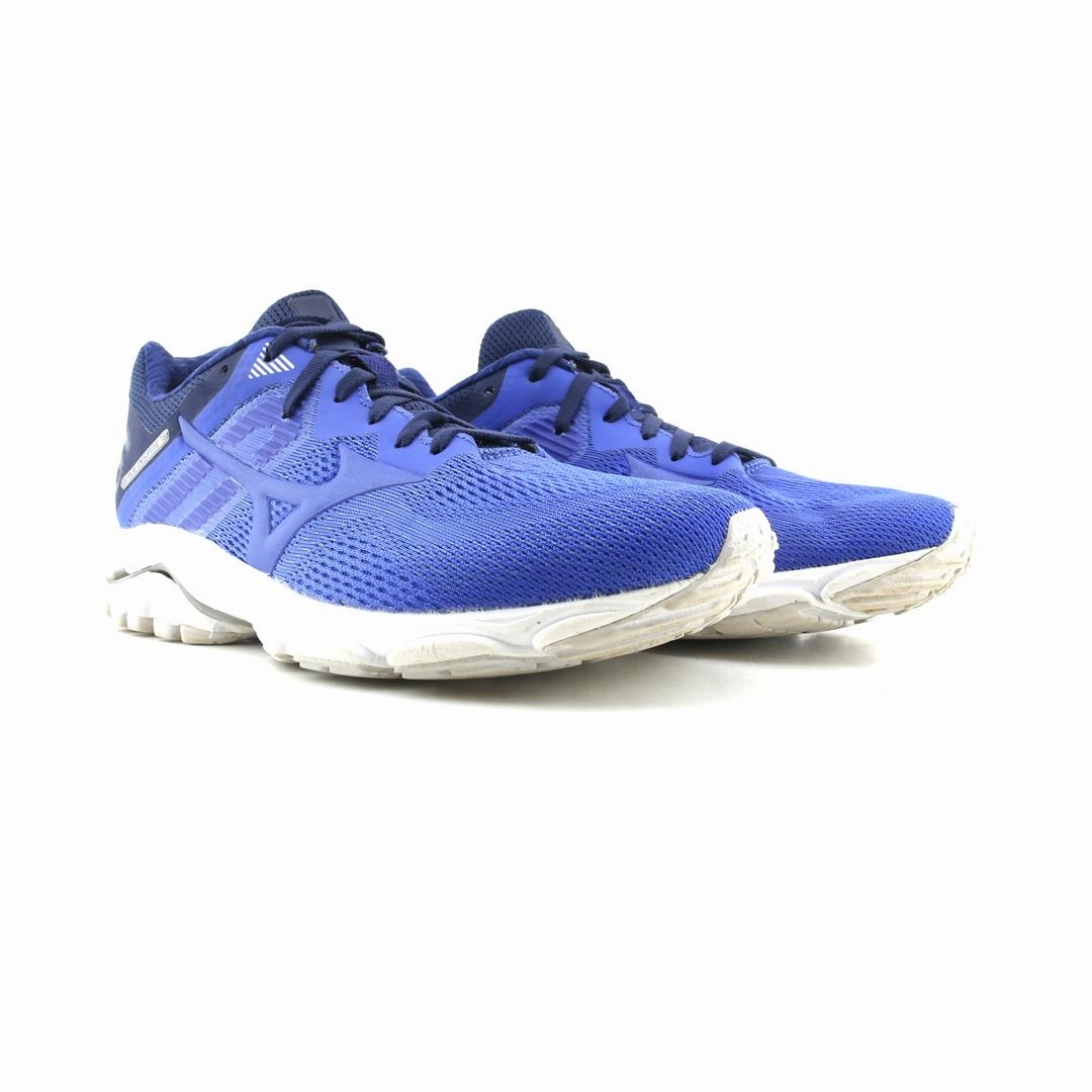 MIZUNO WAVE INSPIRE 16 Mizuno sport shoe styles