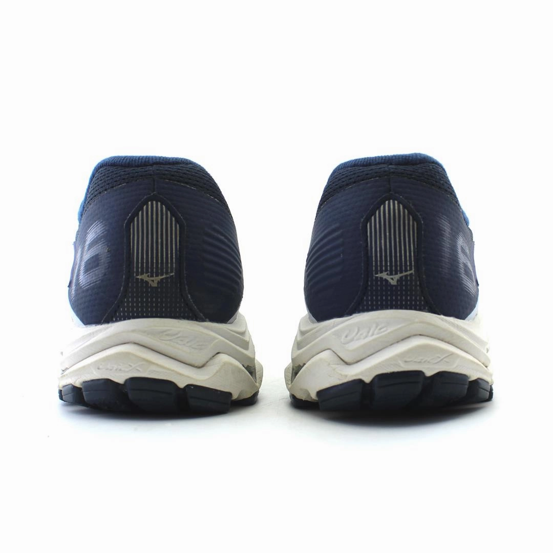 MIZUNO WAVE INSPIRE 16 Mizuno sport shoe styles