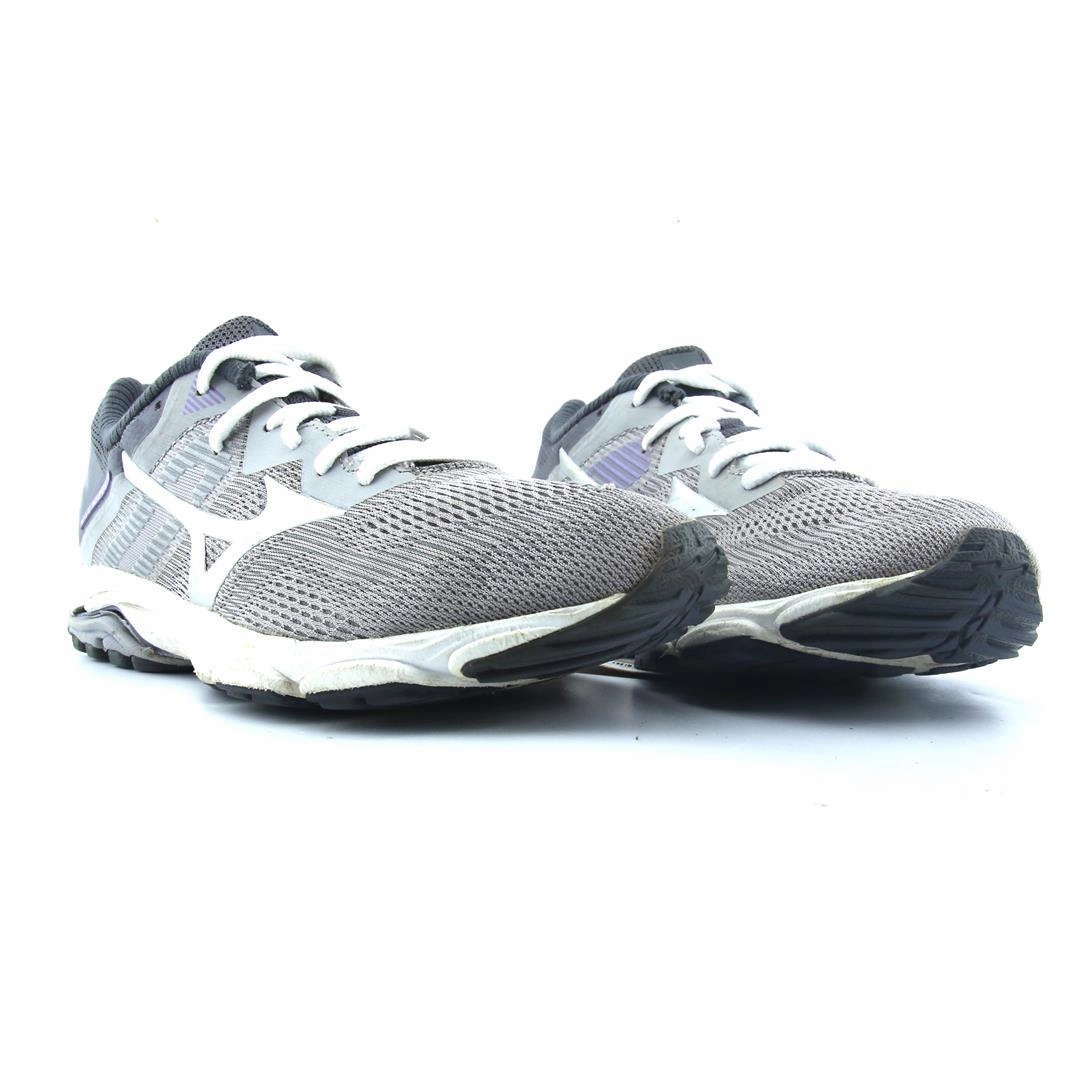MIZUNO WAVE INSPIRE 16 Mizuno sport shoe styles
