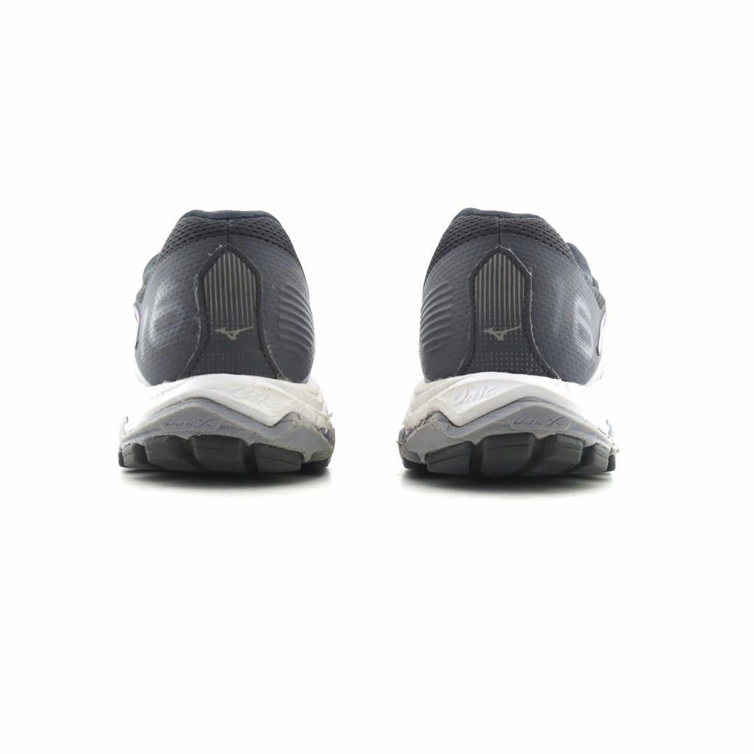 MIZUNO WAVE INSPIRE 16 Mizuno sport shoe styles