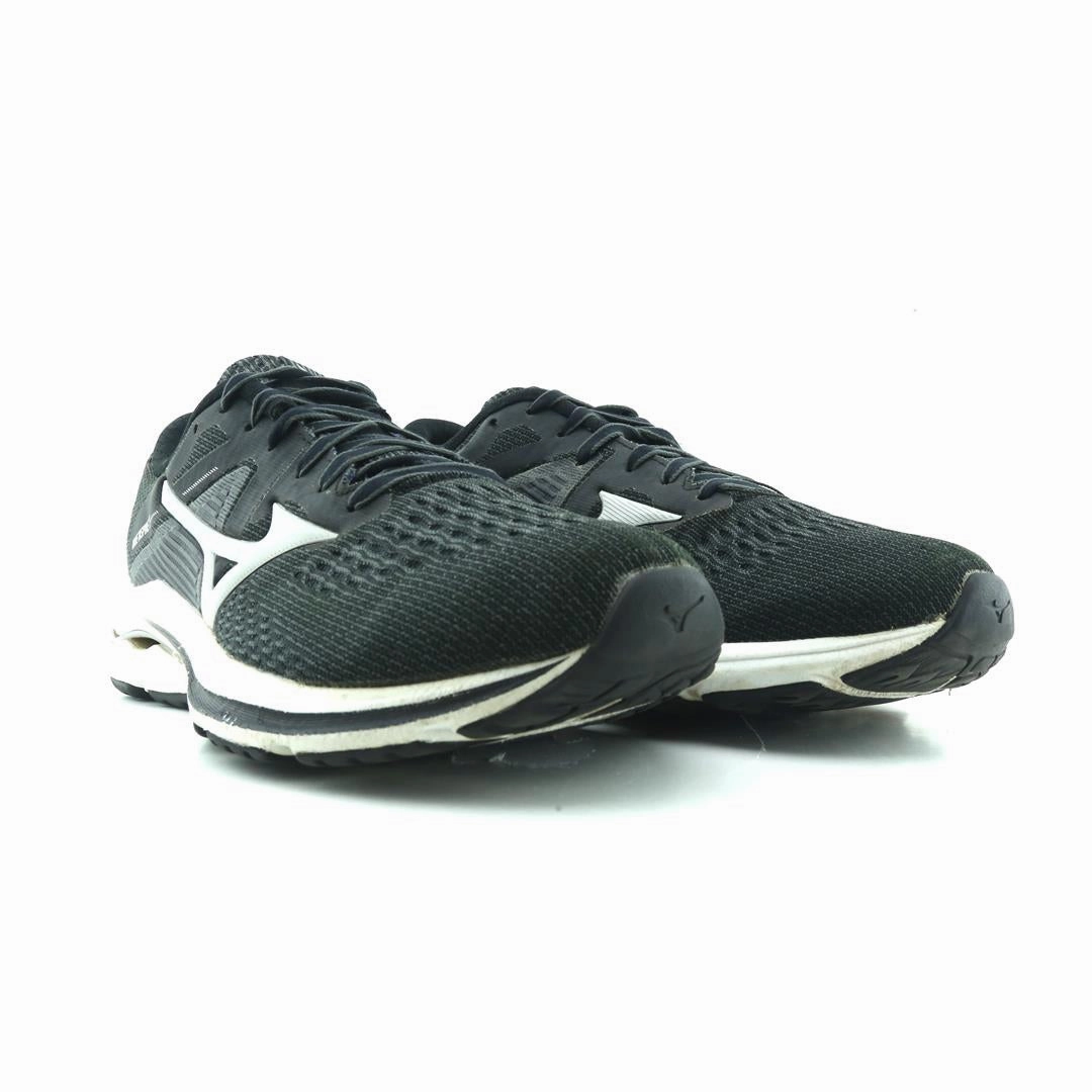MIZUNO WAVE INSPIRE 17 Mizuno sport shoe styles