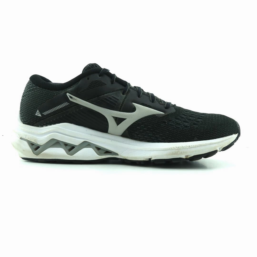 MIZUNO WAVE INSPIRE 17 Mizuno sport shoe styles