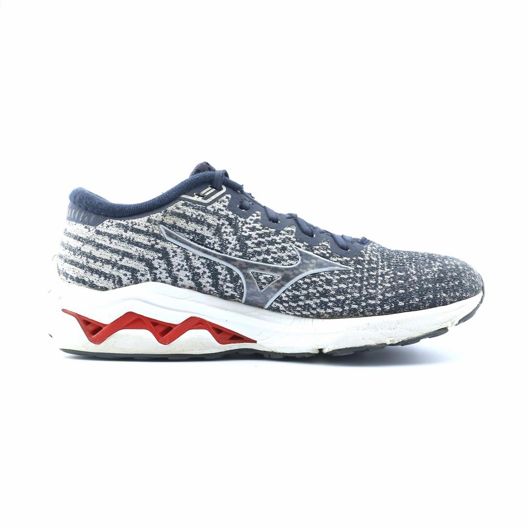 MIZUNO WAVE INSPIRE 17 Mizuno sport shoe styles
