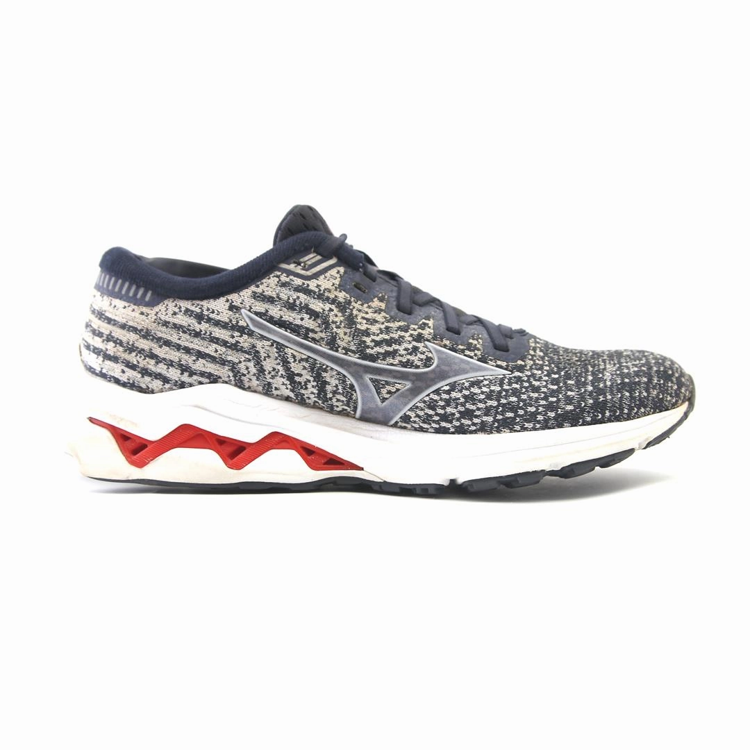 MIZUNO WAVE INSPIRE 17 Mizuno sport shoe styles