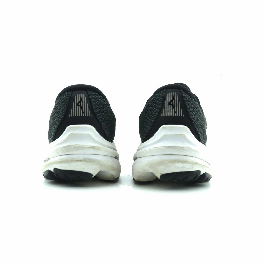 MIZUNO WAVE INSPIRE 17 Mizuno sport shoe styles