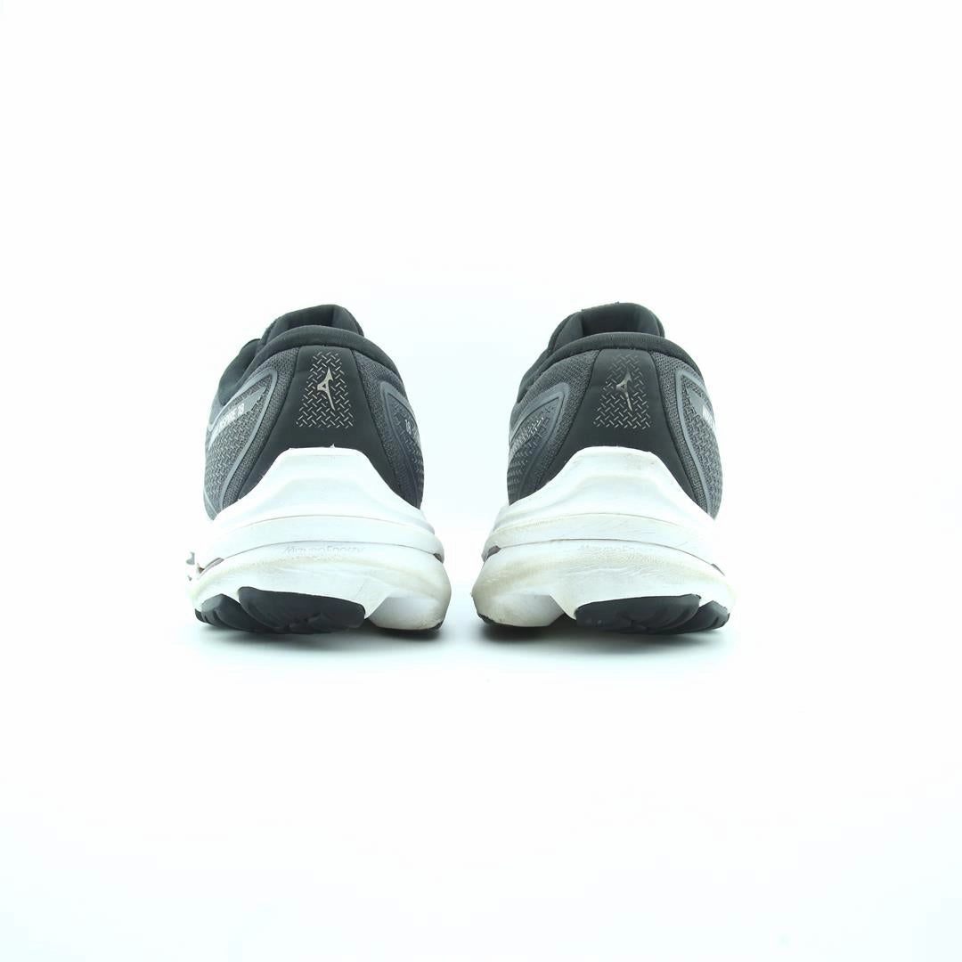 MIZUNO WAVE INSPIRE 18 Mizuno sport shoe styles