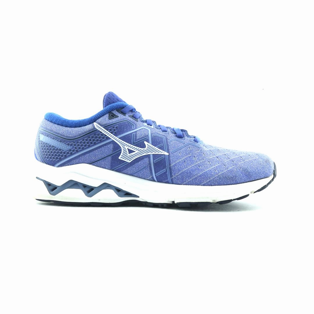 MIZUNO WAVE INSPIRE 18 Mizuno sport shoe styles