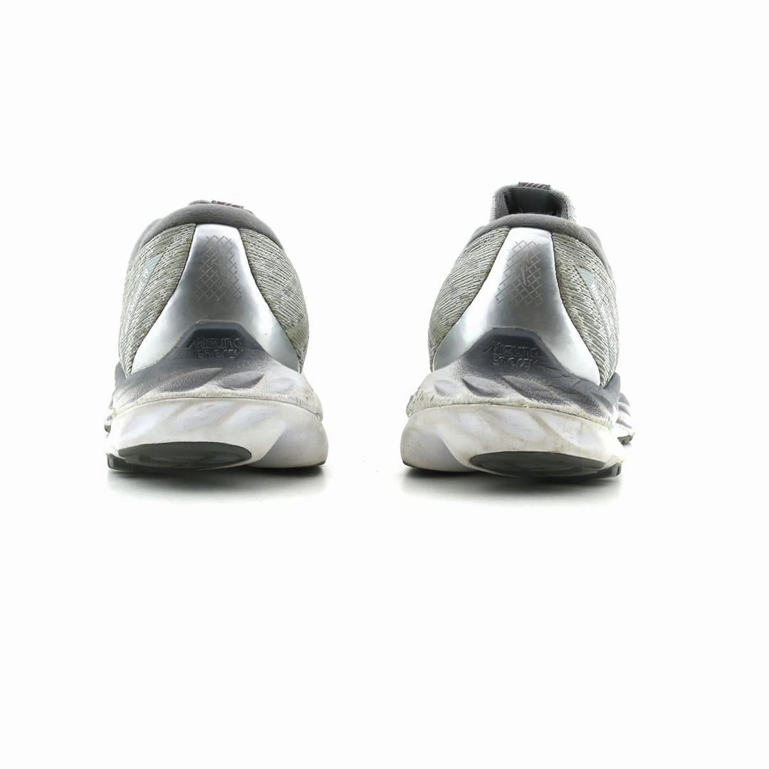 MIZUNO WAVE INSPIRE 19 Mizuno sport shoe styles