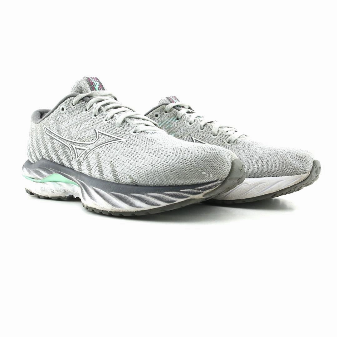 MIZUNO WAVE INSPIRE 19 Mizuno sport shoe styles