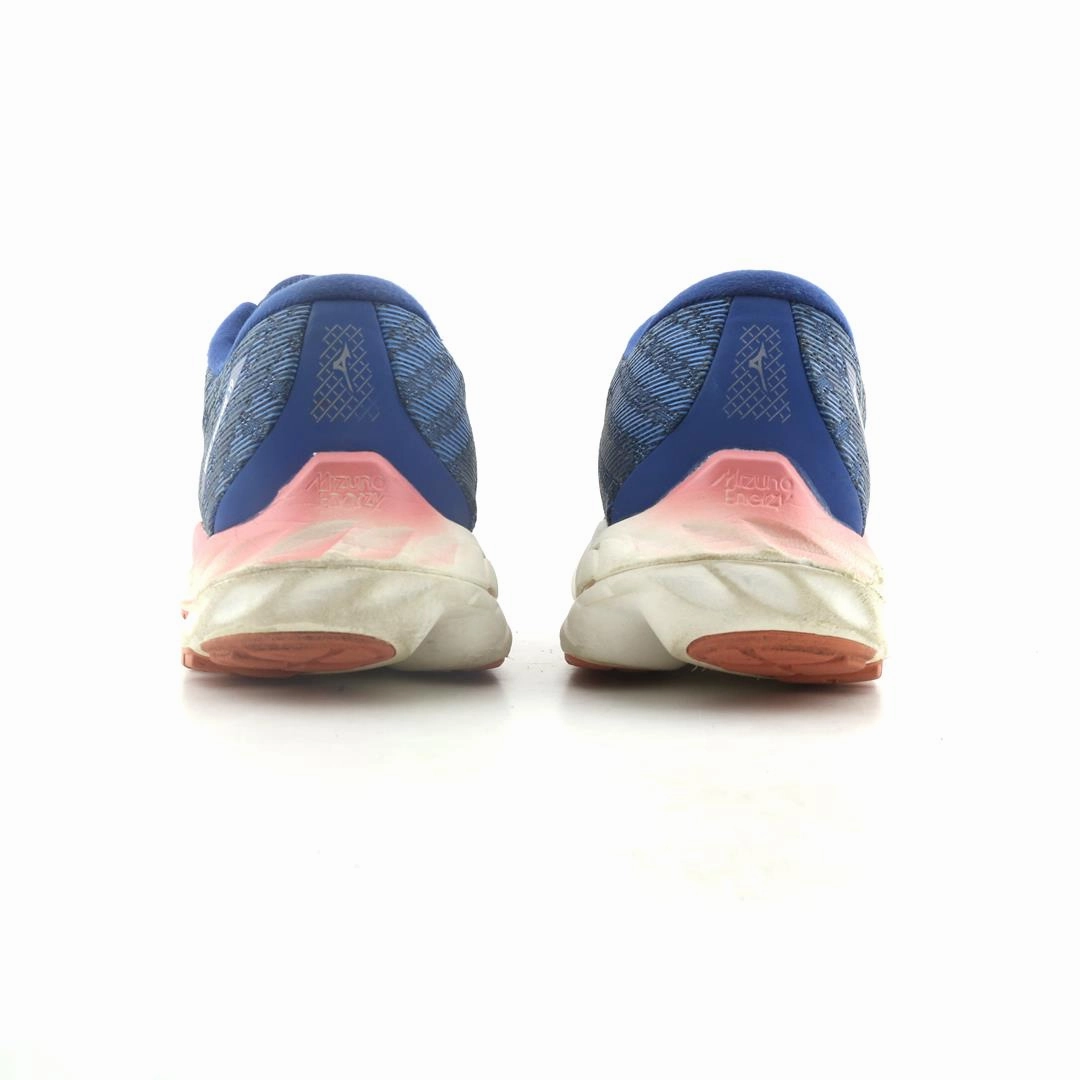 MIZUNO WAVE INSPIRE 19 Mizuno sport shoe styles