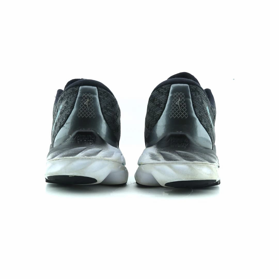 MIZUNO WAVE INSPIRE 19 Mizuno sport shoe styles