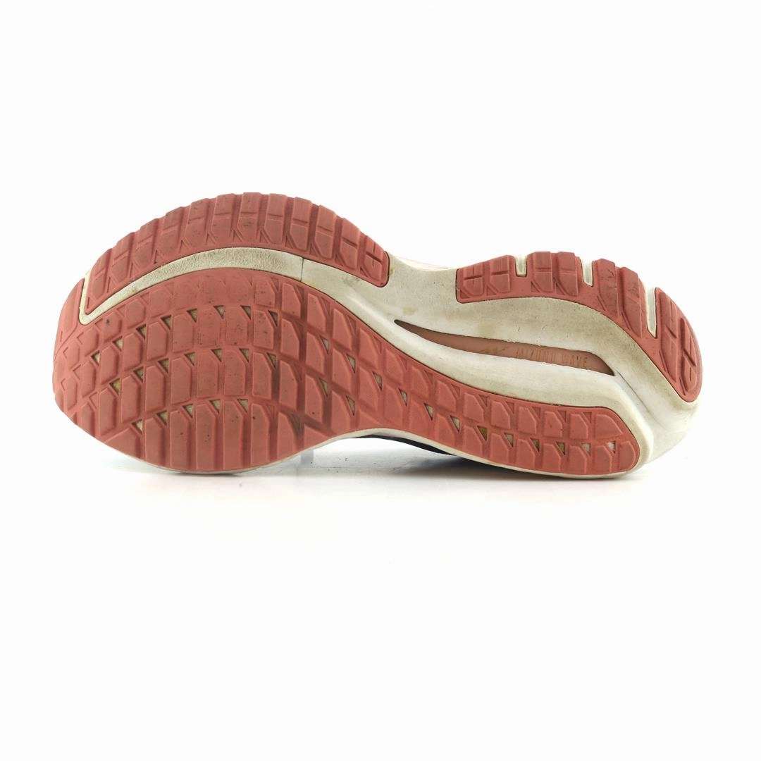 MIZUNO WAVE INSPIRE 19 Mizuno sport shoe styles