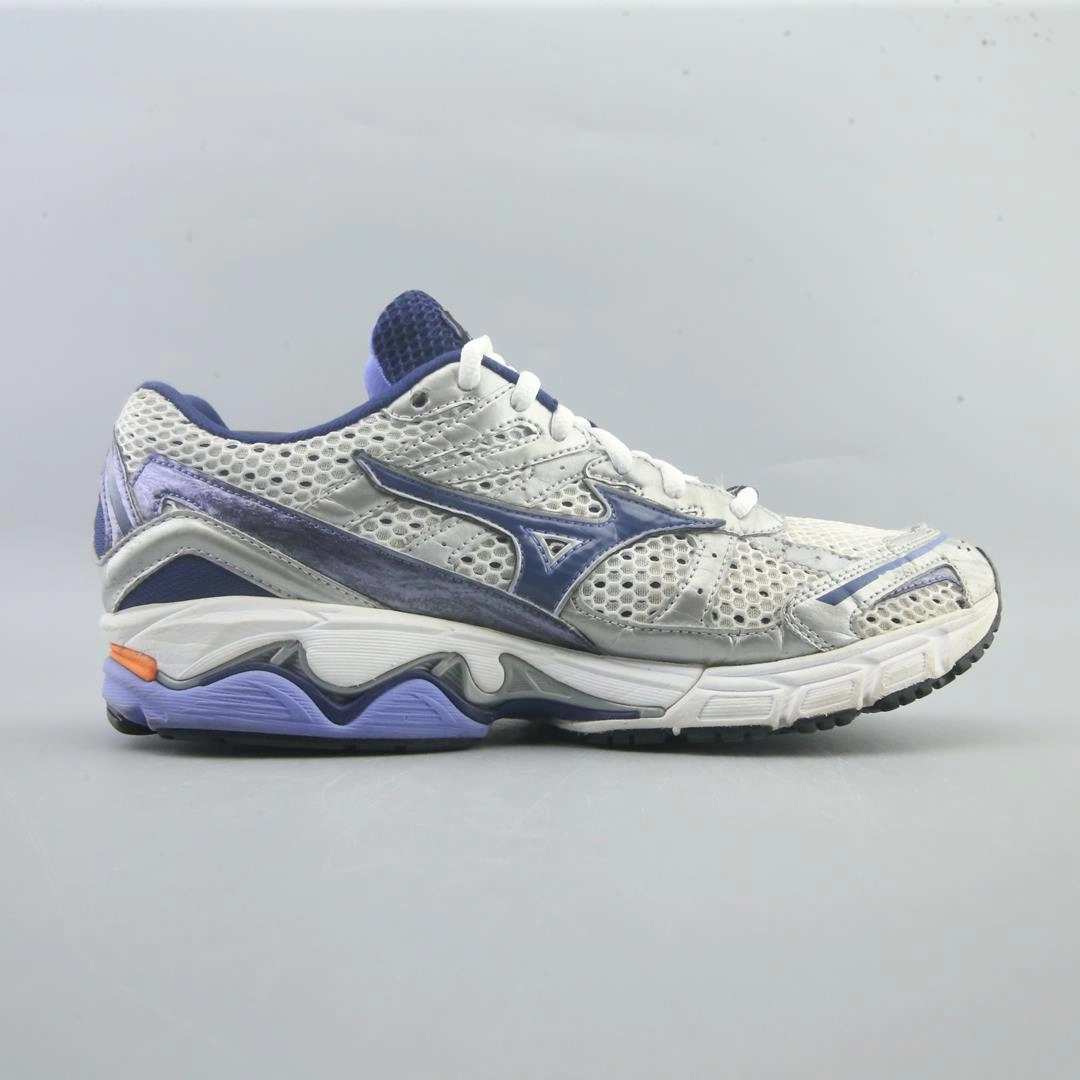 MIZUNO WAVE INSPIRE 8 Mizuno sport shoe styles
