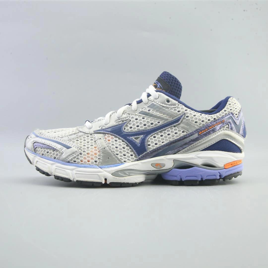MIZUNO WAVE INSPIRE 8 Mizuno sporty athletic shoe styles