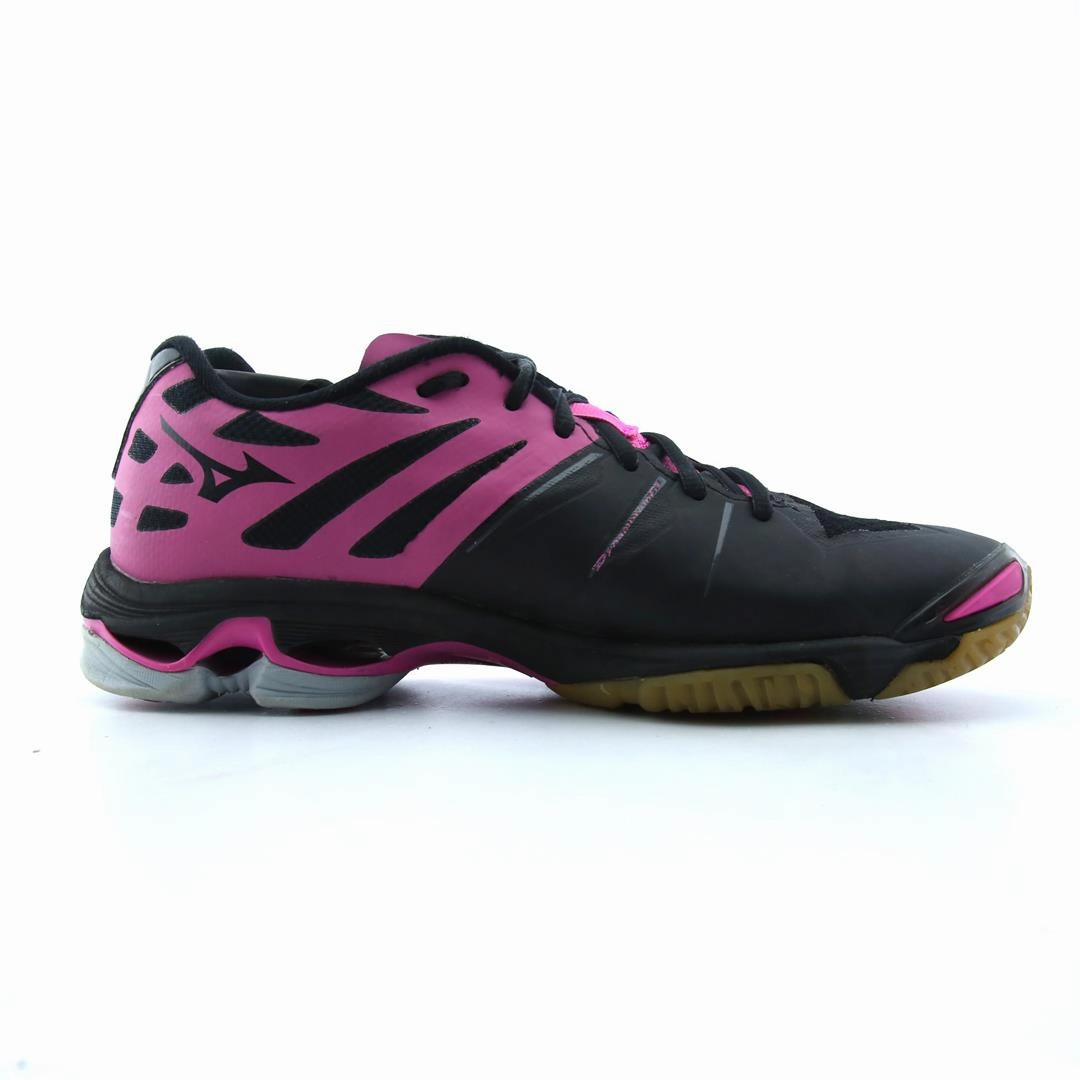MIZUNO WAVE LIGHTNING Z Mizuno sport shoe styles