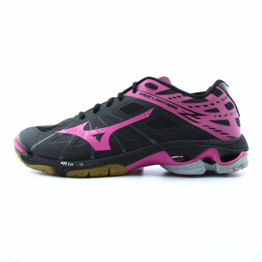 MIZUNO WAVE LIGHTNING Z Mizuno sporty athletic shoe styles