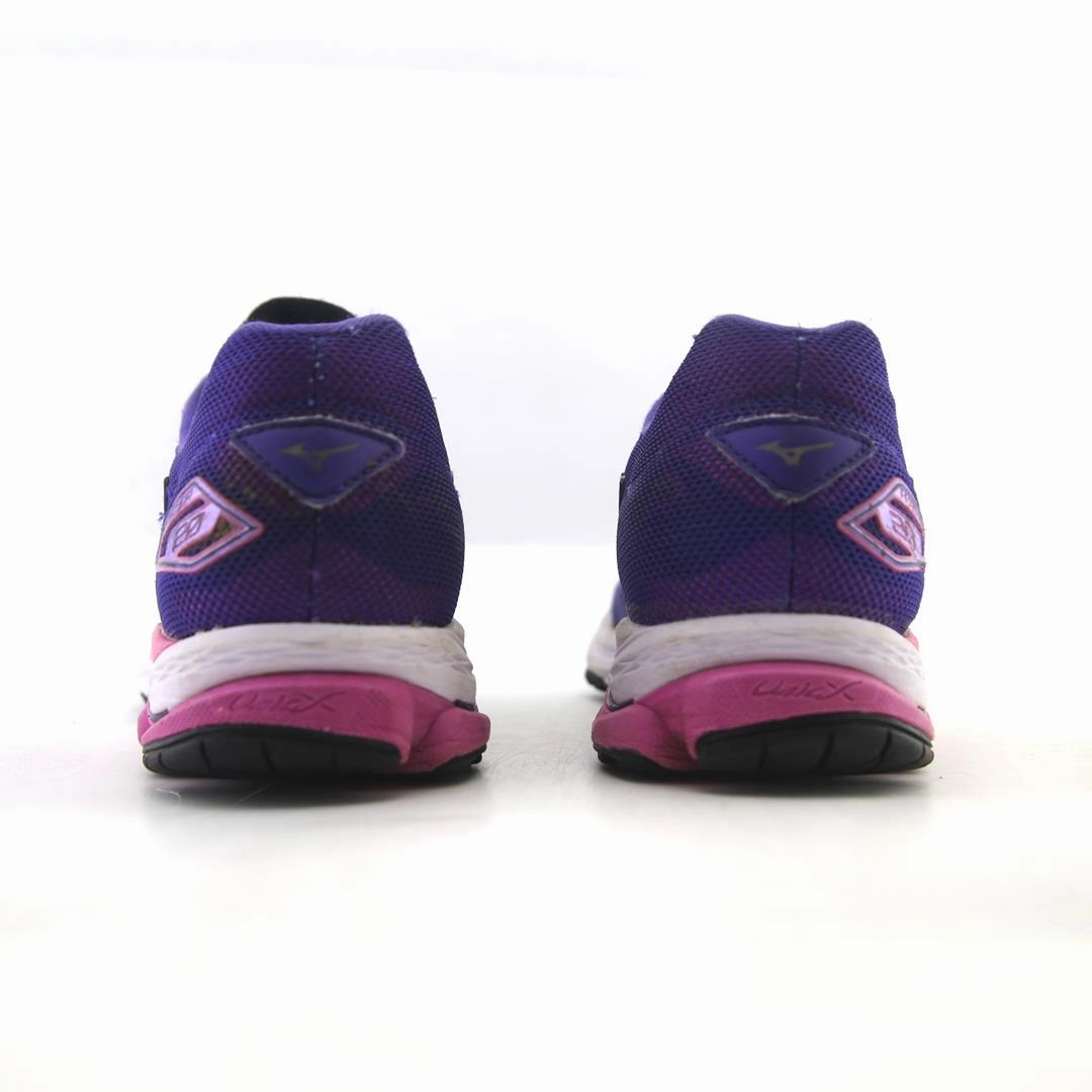 MIZUNO WAVE RIDER 20 Mizuno sport shoe styles