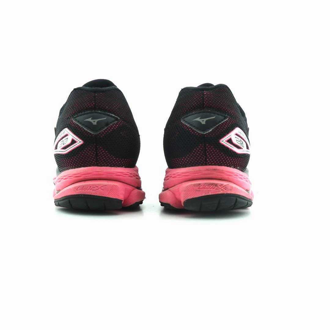 MIZUNO WAVE RIDER 20 Mizuno sport shoe styles