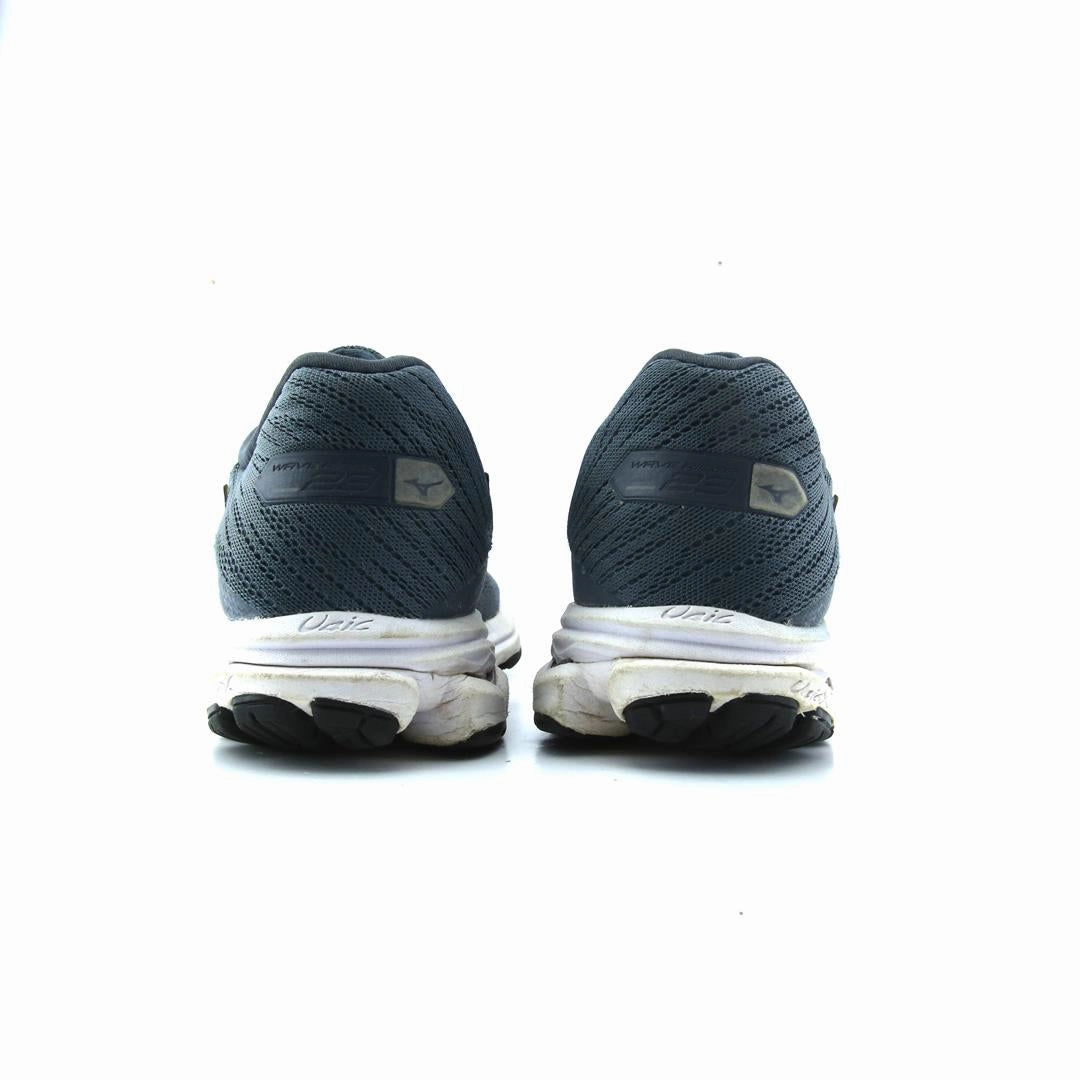 MIZUNO WAVE RIDER 23 Mizuno sport shoe styles
