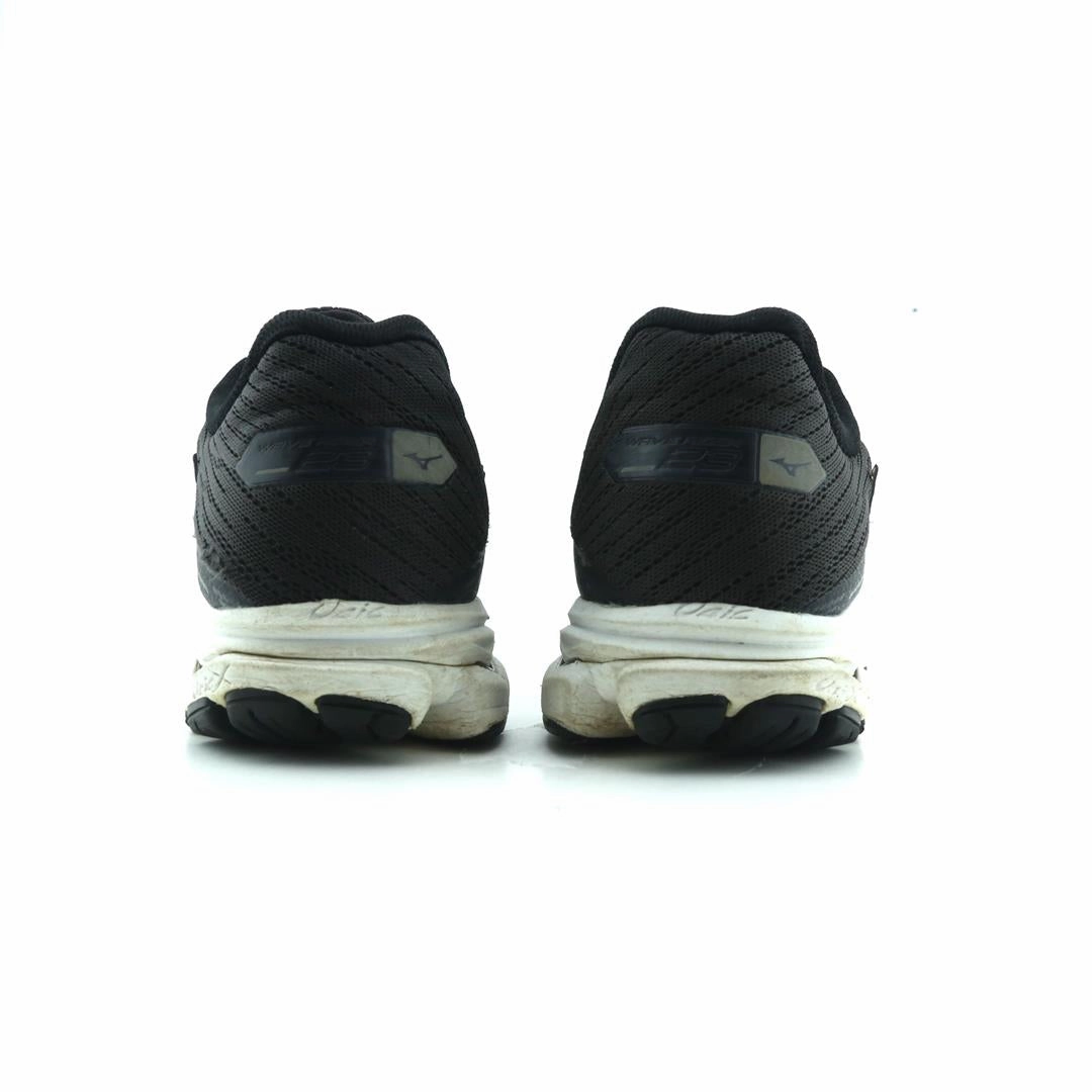 MIZUNO WAVE RIDER 23 Mizuno sport shoe styles