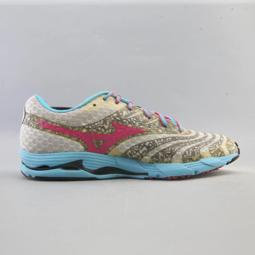 MIZUNO WAVE SAYONARA 2 Mizuno sport shoe styles