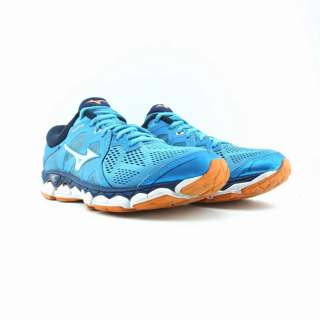 MIZUNO WAVE SKY 2 Mizuno sport shoe styles