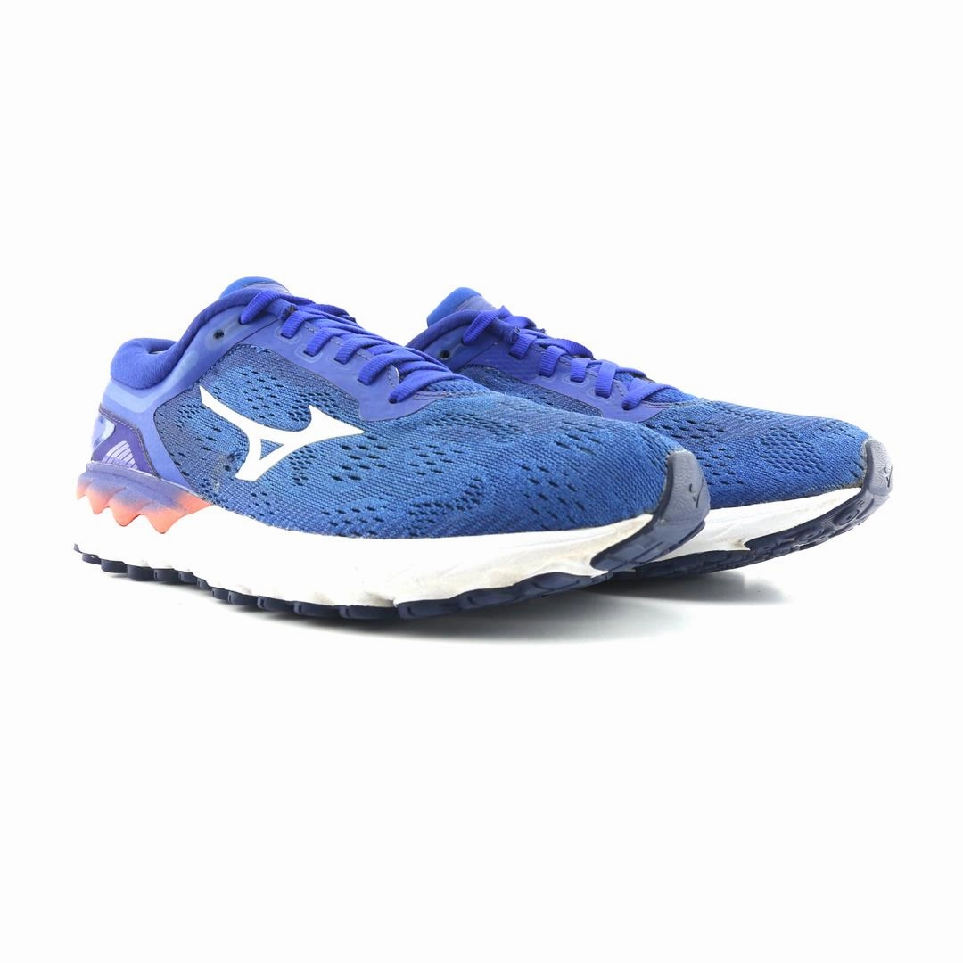 MIZUNO WAVE SKYRISE Mizuno sport shoe styles