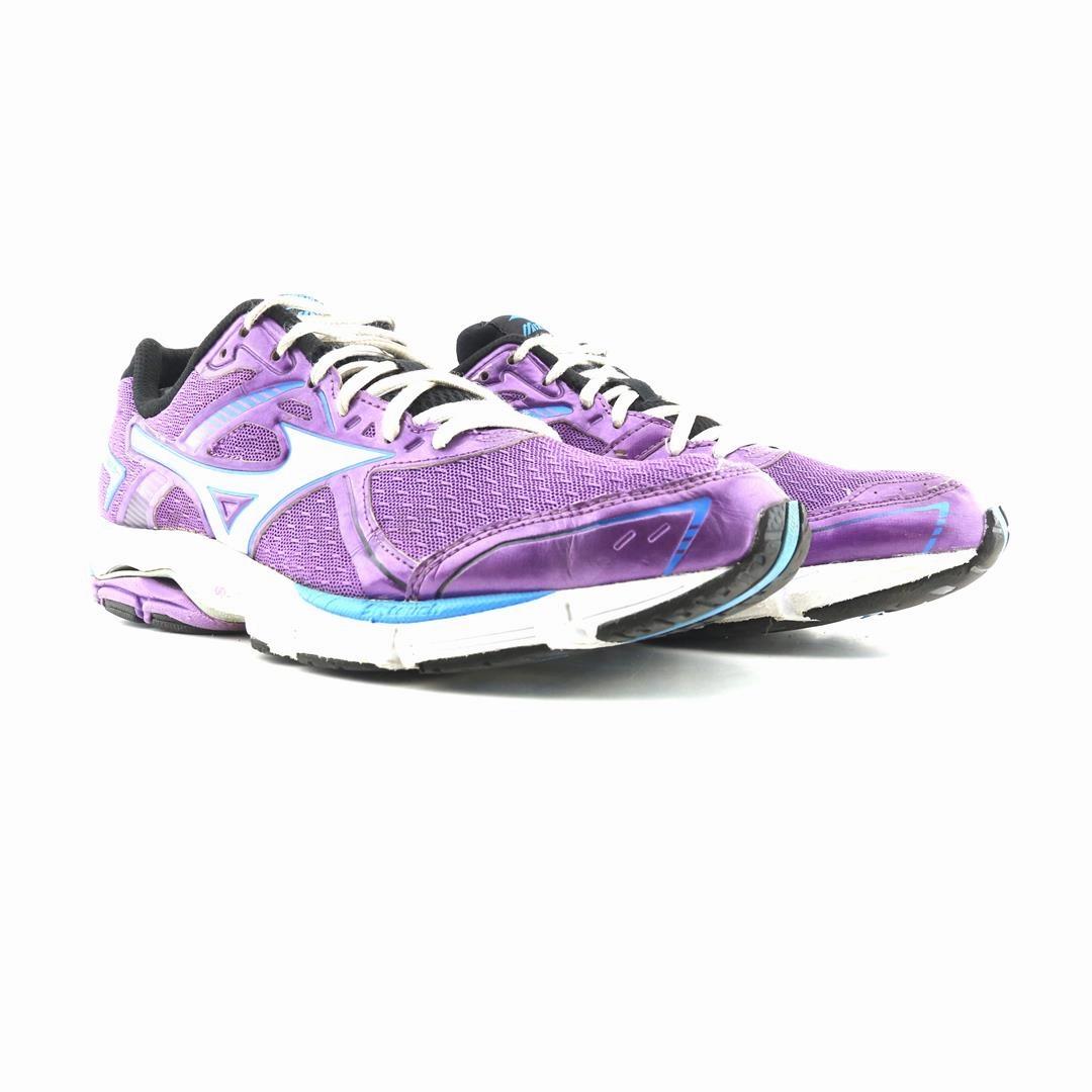 MIZUNO WAVE ULTIMA 5 Mizuno sport shoe styles