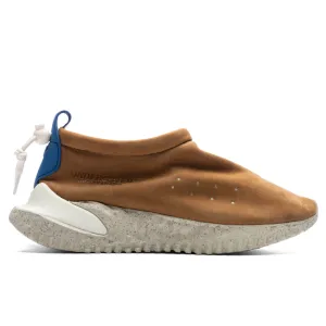 Moc Flow x UNDERCOVER - Ale Brown/Team Royal/Light Beige Nike signature design with comfort fit