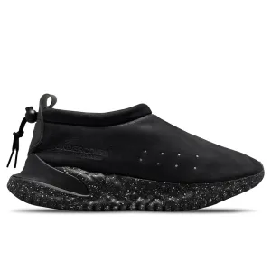 Moc Flow x UNDERCOVER - Black/Black Nike signature design with comfort fit