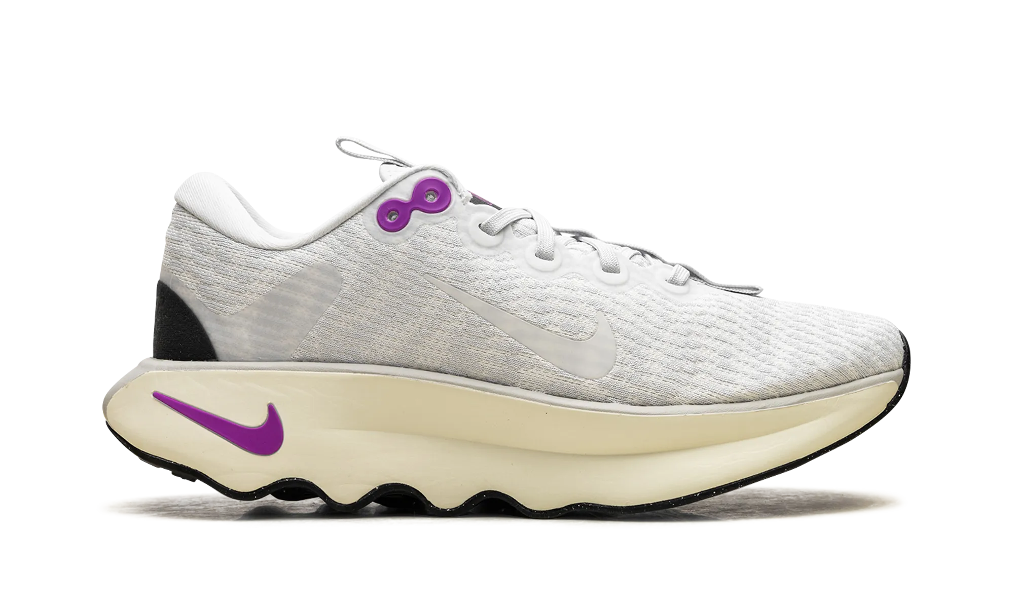 Motiva WMNS "Photon Dust Hyper Violet Coconut Milk" nike womens breathable trainers