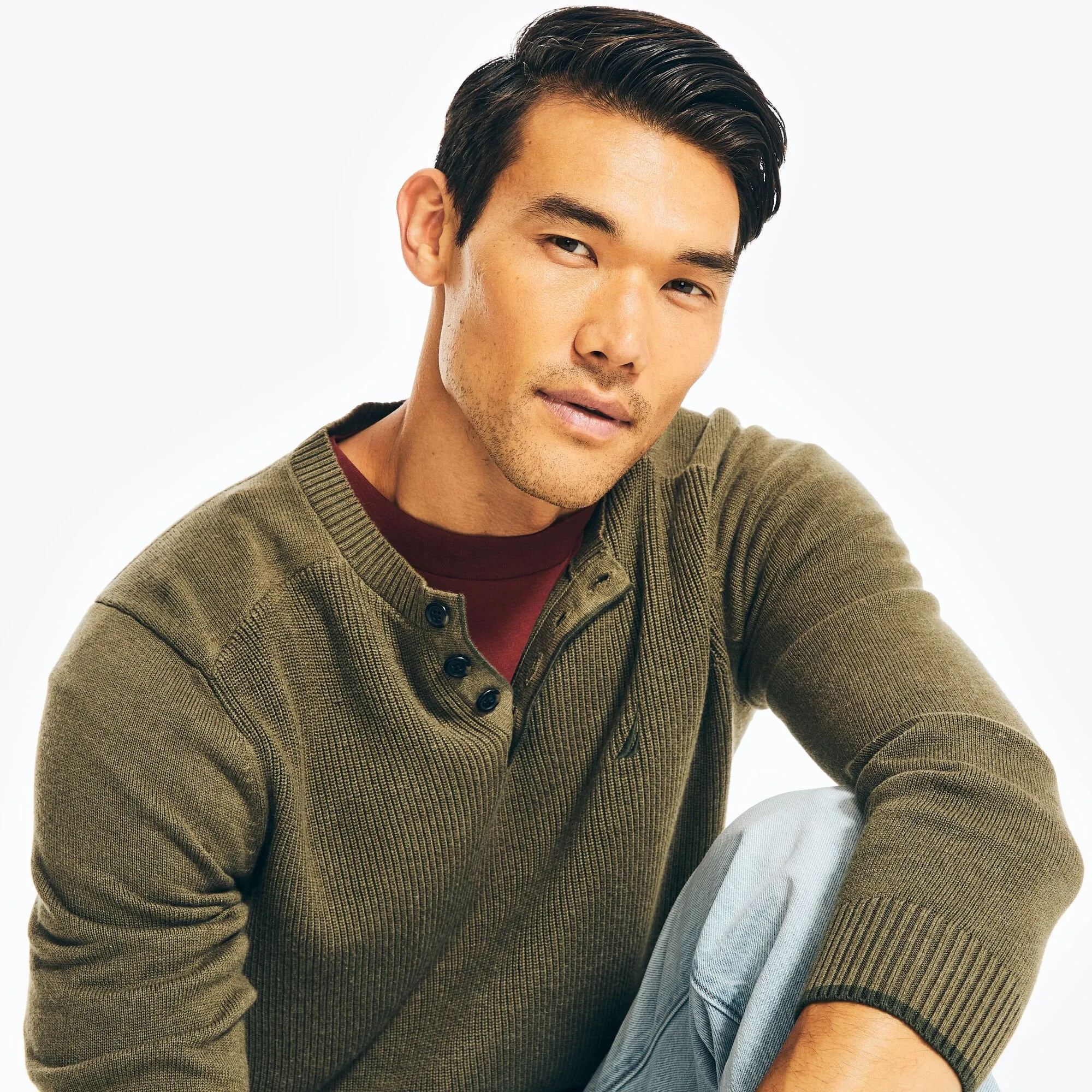 Nautica Men's Sustainably Crafted Long-Sleeve Henley Sweater Dark Hunter Nautica
