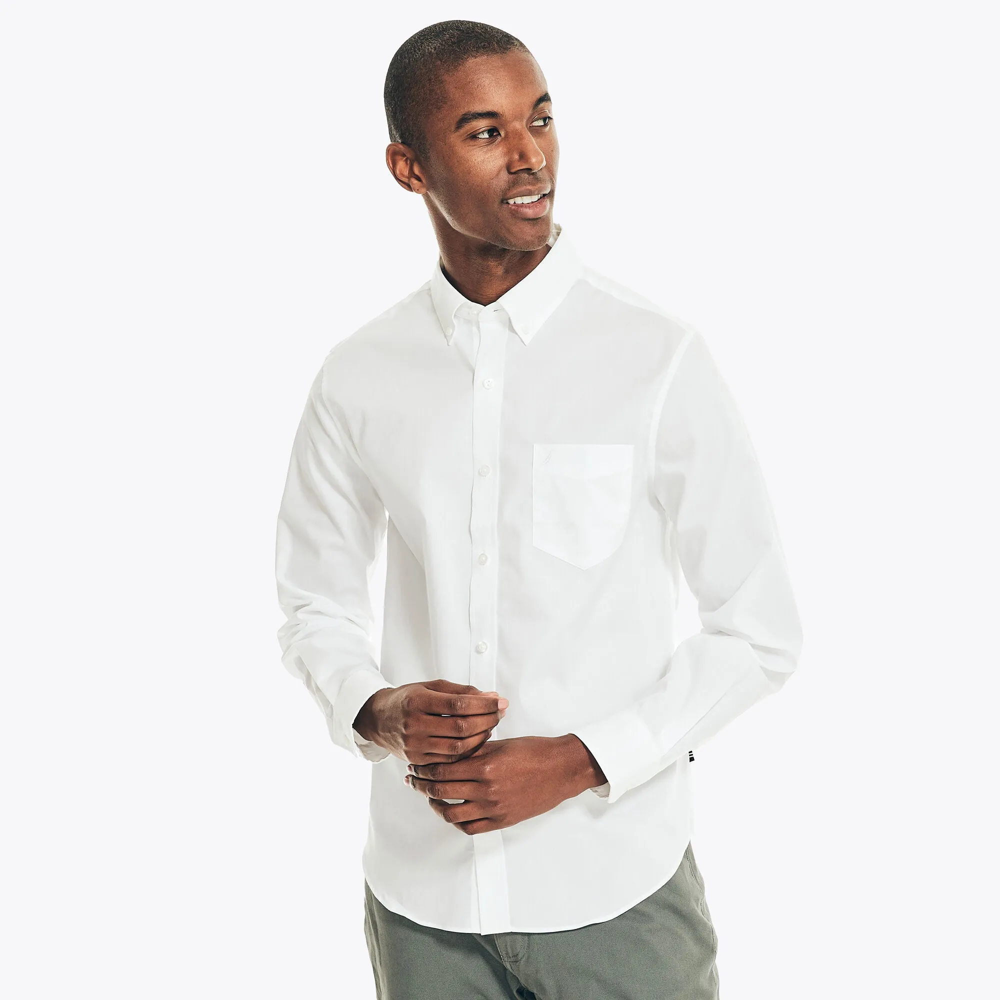 Nautica Mens Wrinkle-Resistant Wear To Work Poplin Shirt