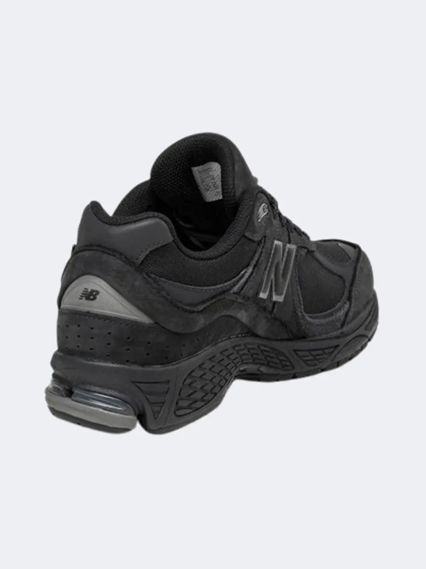 New Balance 2002R Men Lifestyle Shoes Phantom/Black/Magnet Mens Urban Style Comfort Shoes