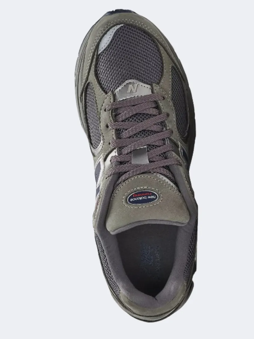New Balance 2002R Unisex Lifestyle Shoes Castlerock/Indigo Mens Casual Everyday Sneakers