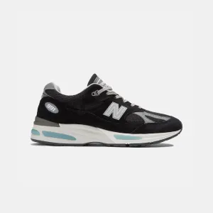 New Balance Made In UK 991v2 Black Smoked Pearl & Silver New Balance collection options