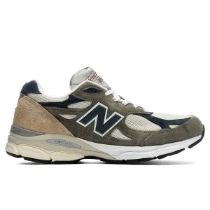 New Balance x Teddy Santis 990v3 - Olive New Balance shoes for walking and running
