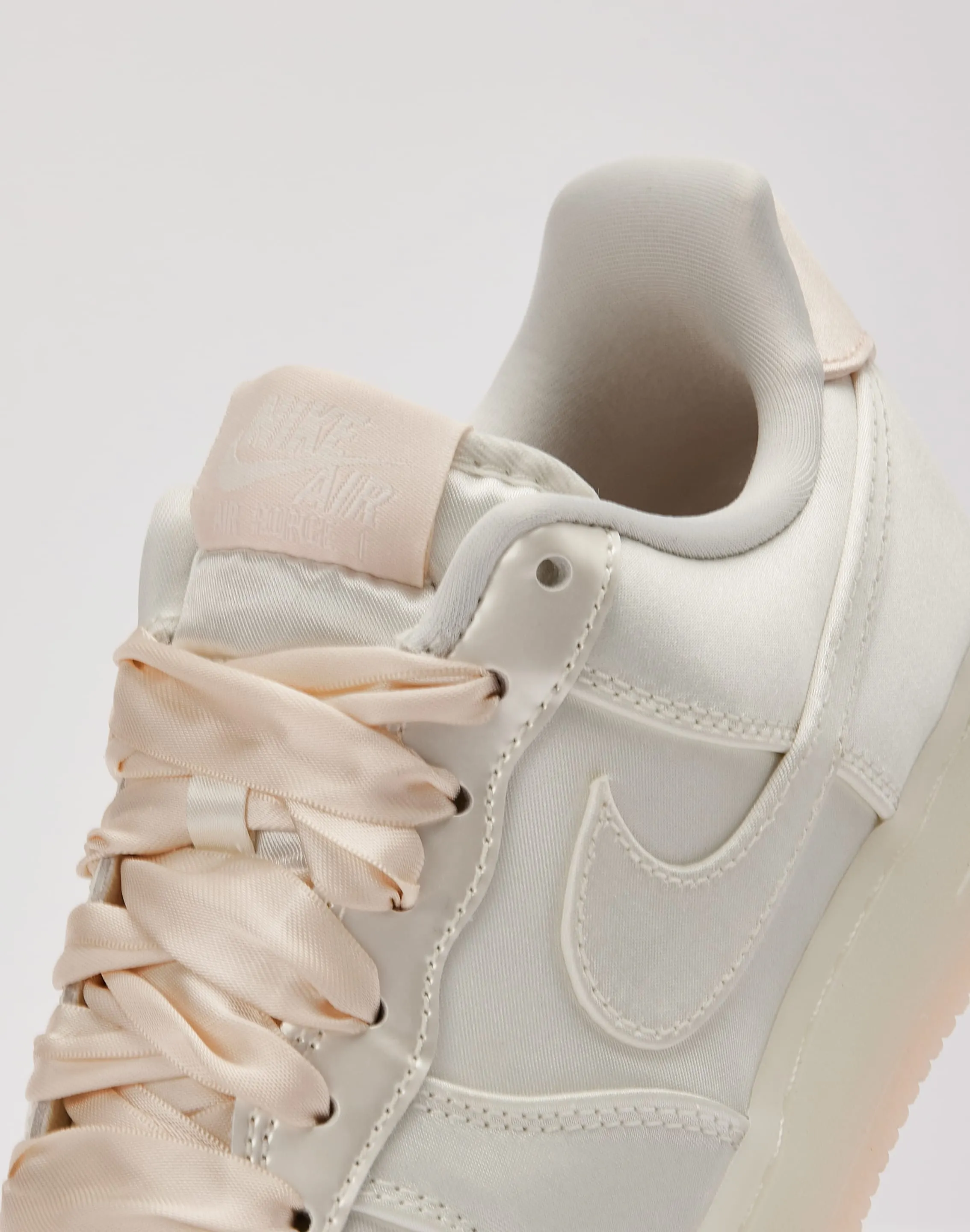 Nike Air Force 1 Low '07 LV8 Air Max Comfort