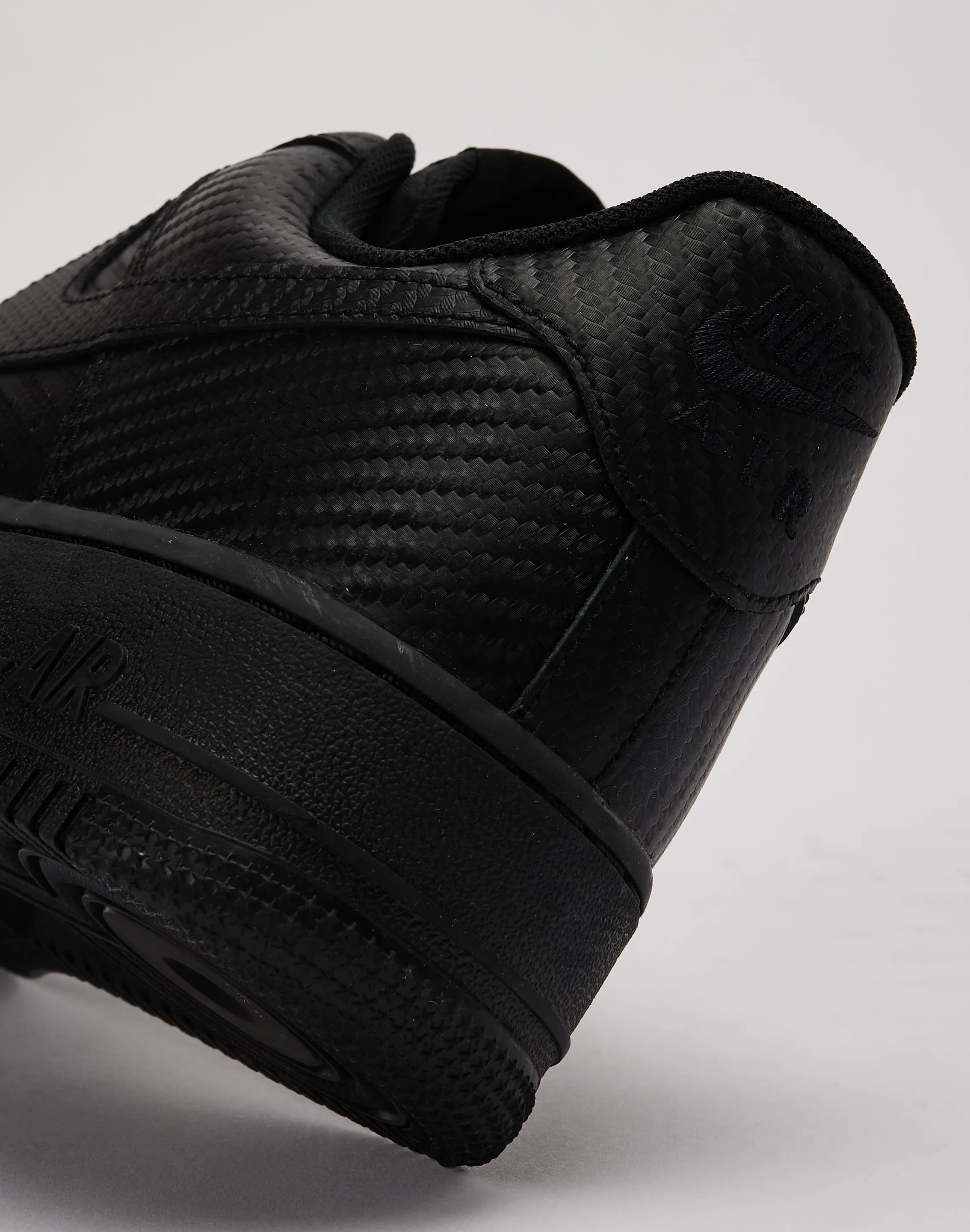 Nike Air Force 1 Low 'Black Carbon Fiber' Air Max Comfort