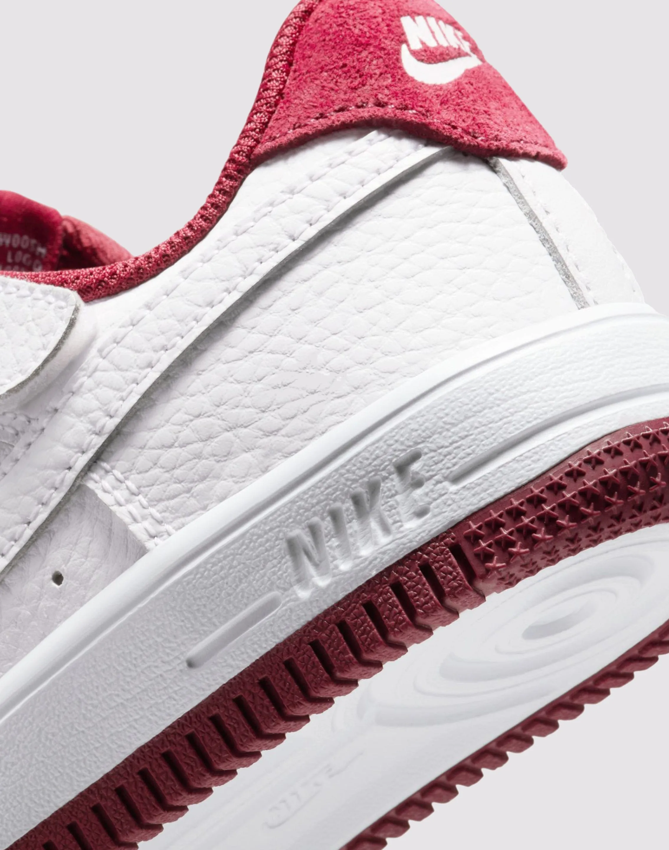 Nike Air Force 1 Low EasyOn LV8 3 Preschool Boys' "White/Team Red" Air Max Comfort
